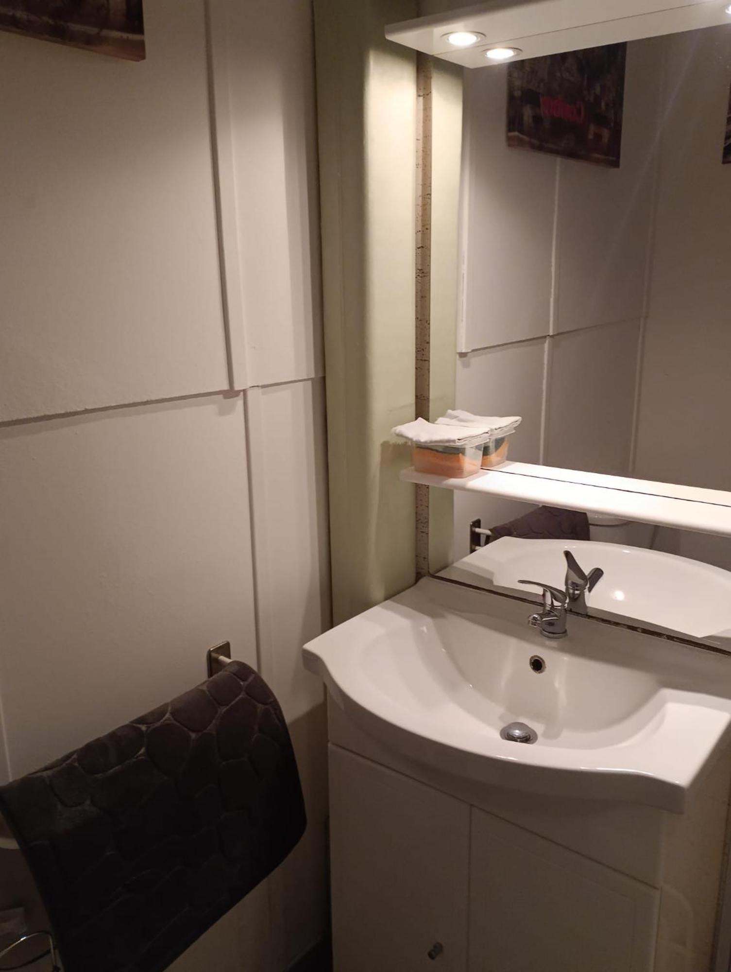 Dore Proche Funiculaire Apartment *